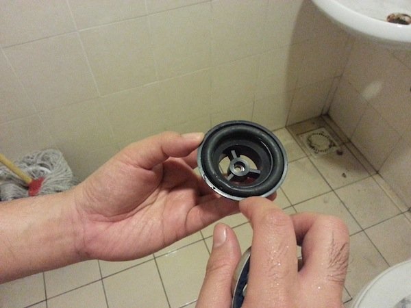 replacing sink strainer