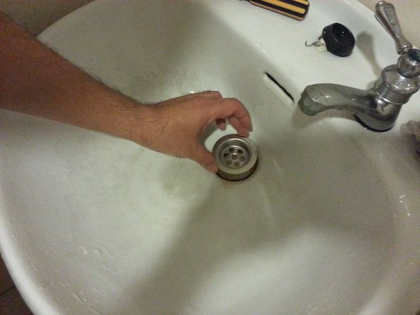 replacing sink strainer