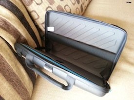 thule gauntlet macbook