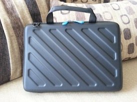 thule gauntlet macbook