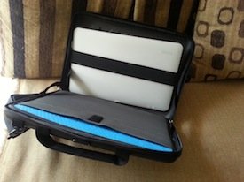 thule gauntlet macbook