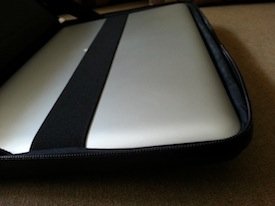 thule gauntlet macbook