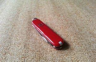 victorinox classic sd