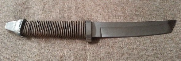 fixed blade tanto