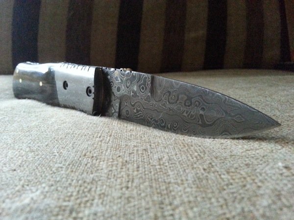 damascus folding knife