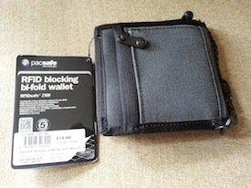 Pacsafe RFIDsafe wallet