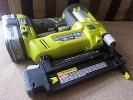 Ryobi P320