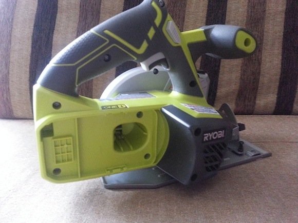 Ryobi P506 Circular Saw Sawing Straight Lines with Laser