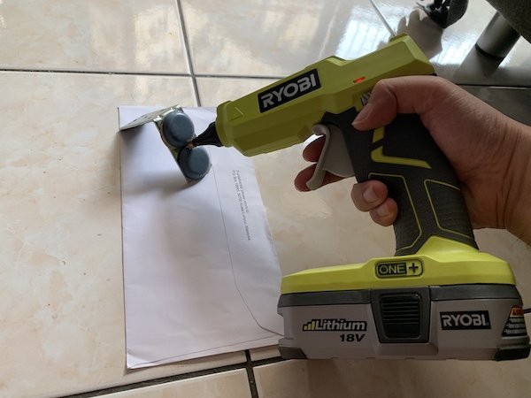 Ryobi P305 18V One+ Cordless Hot Glue Gun 