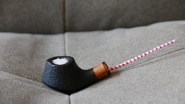 chemical clean tobacco pipe