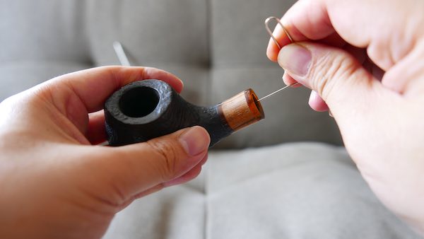 how to clean tobacco pipe