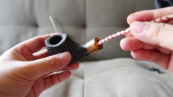 how to clean tobacco pipe