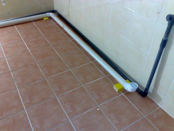 connecting drain pipes