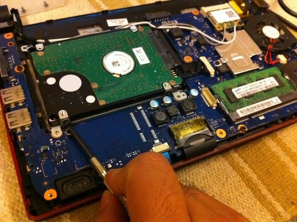 how to replace laptop hard drive