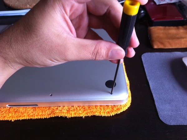 opening macbook pro