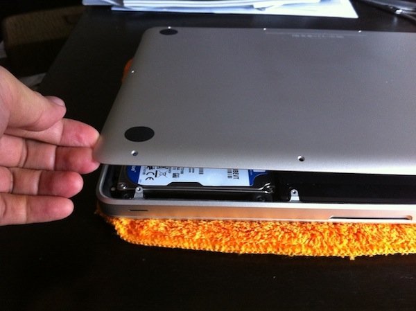 opening macbook pro