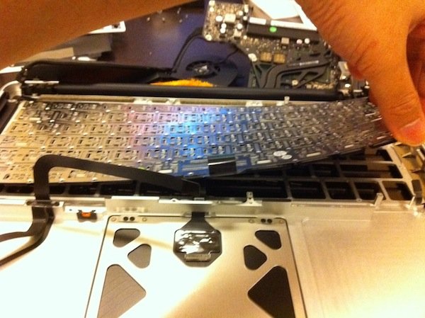 Replace MacBook Pro Keyboard